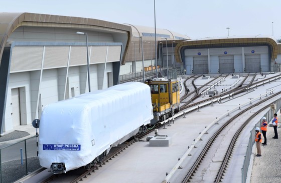 Alstom delivers first Dubai metro trainset on time