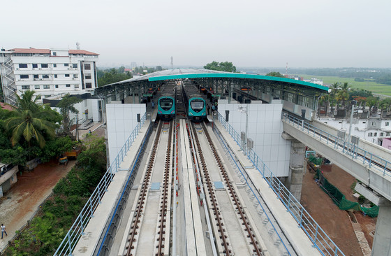 Third rail installed on Kochi Metro Bangalore